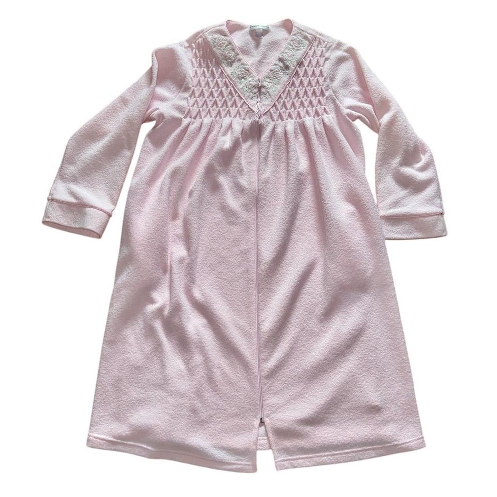 Miss Elaine Women's Pink Velour Smocked Robe with Embroidery S‎ housecoat granny